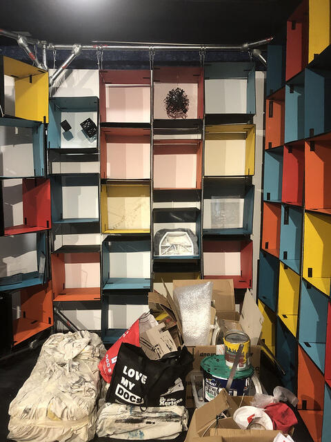 3412A64F-B38C-4E33-A3A4-FFE429D520DF 1 105 c